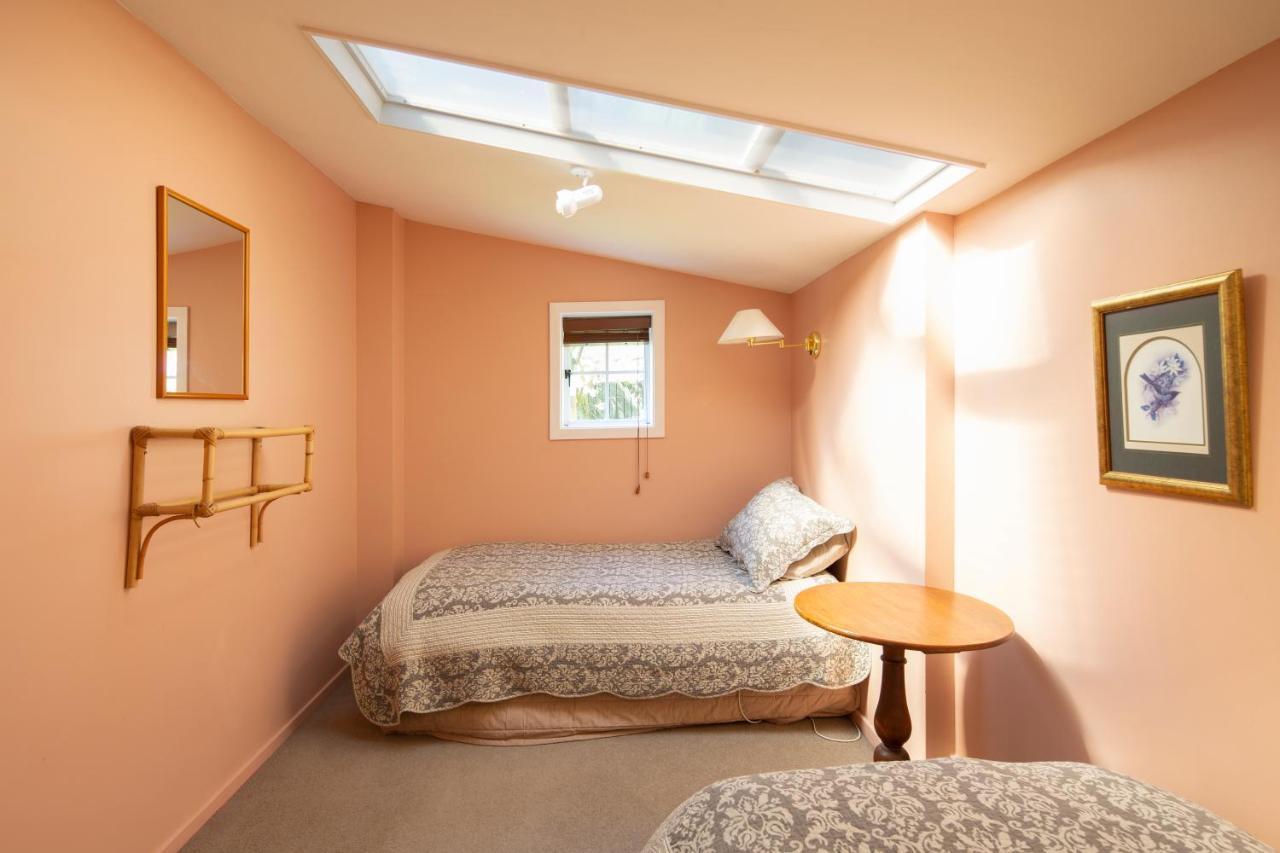Trelawn Riverside Cottages Arthurs Point Экстерьер фото