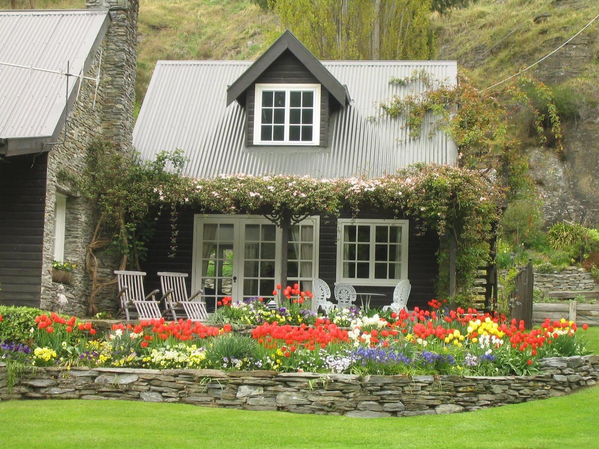 Trelawn Riverside Cottages Arthurs Point Экстерьер фото